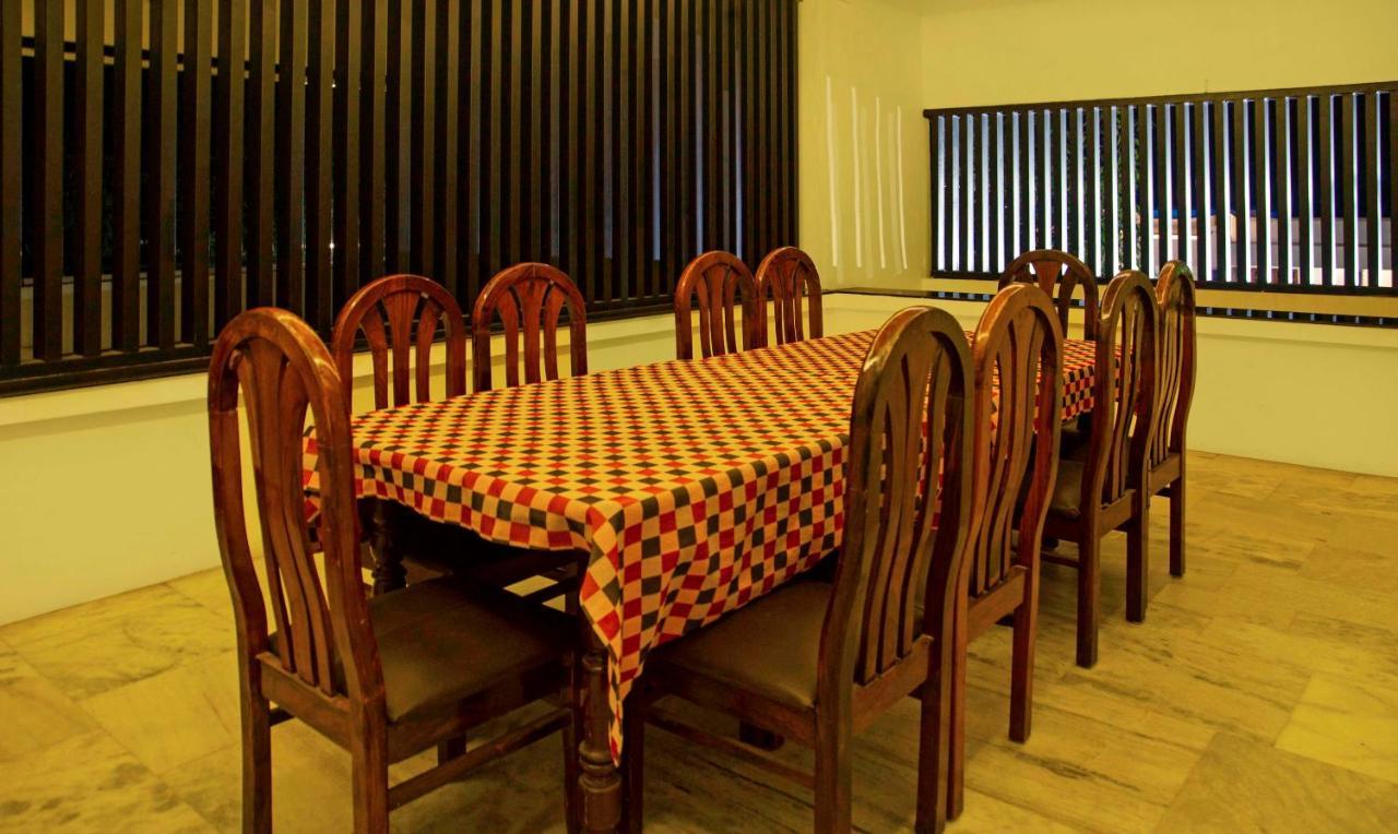 Hotel Treebo Kumily Gate Thekkady, Periyar National Park Exterior foto